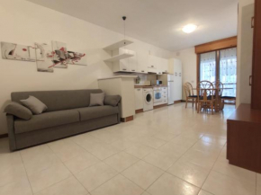 BAFILE 18 - Piazza Marconi - Centrale - 50 mt dal mare